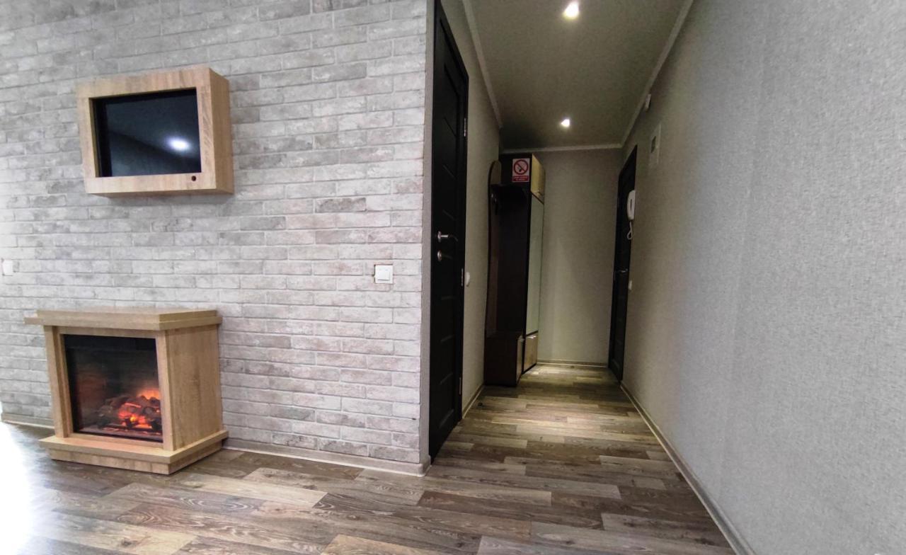 Люкс В Центре Металлургов 31 Kr Apartments كريفوي روغ المظهر الخارجي الصورة